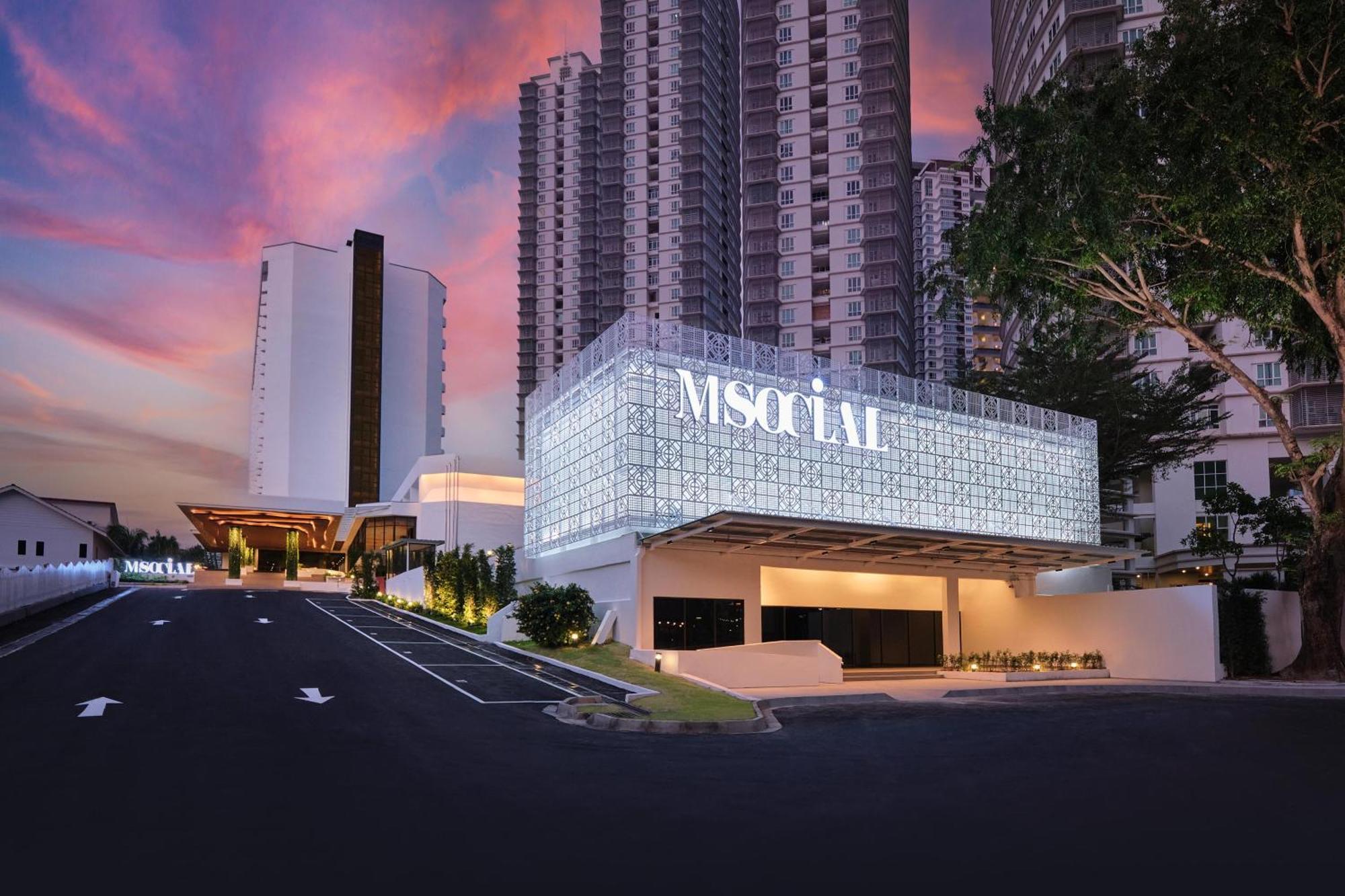 M Social Resort Penang Tanjung Bungah  Exterior foto